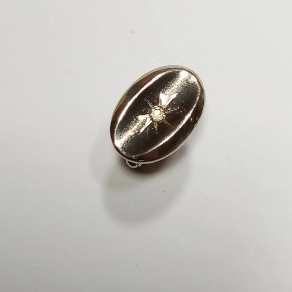Unbranded Gold Tone Rhinestone Star Burst Cufflink (Just One)